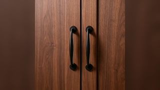 Leichter luxuriöser moderner goldschwarz verchromter Schranktürgriff nordischer minimalistischer Schrankschubladengriff