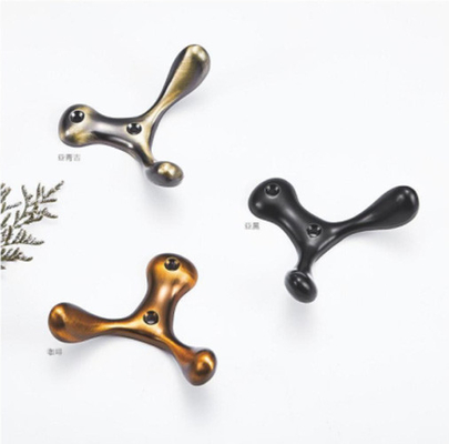 Fabrikmaßnahme Metall Vintage Handtuchmantel doppelte Wandhaken Wandmontage schwarze rustikale Kleidung Haken